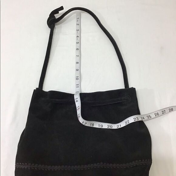 BOTTEGA VENETA Black Suede Leather Structured Top Handle Drawstring Shoulder Bag - Picture 13 of 16